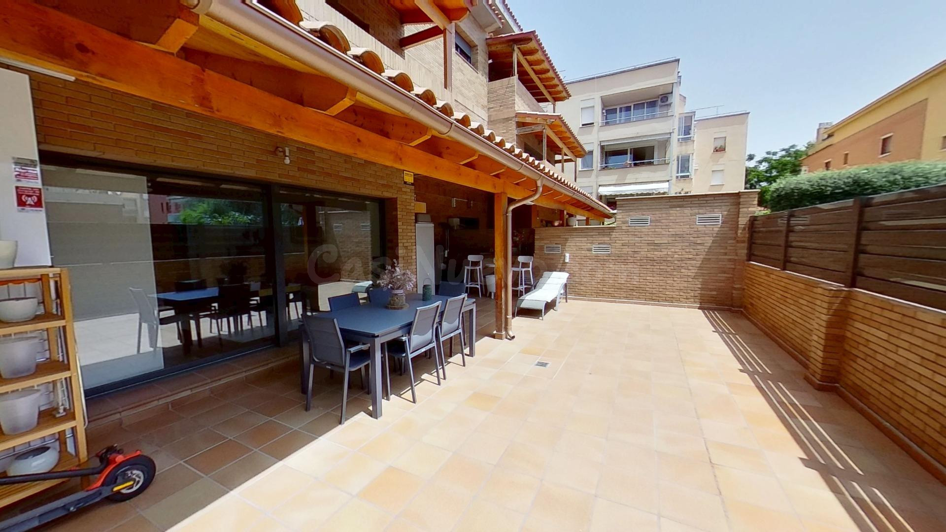 Piso planta baja a la venta en Castelldefels!