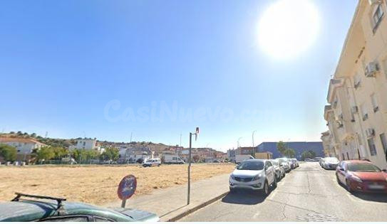 SE VENDE suelo urbano OKUPA en C Avila 4 de Navalmoral de la - foto 2