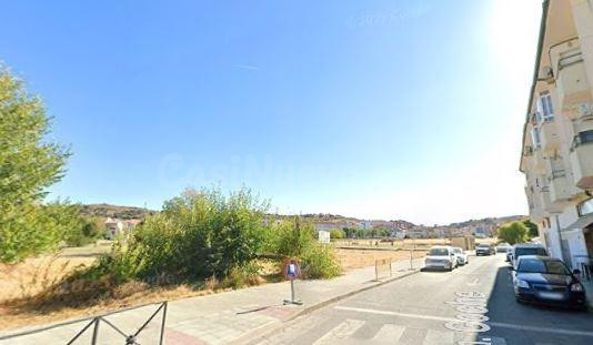 SE VENDE suelo urbano OKUPA en C Avila 14 de Navalmoral de l - foto 2
