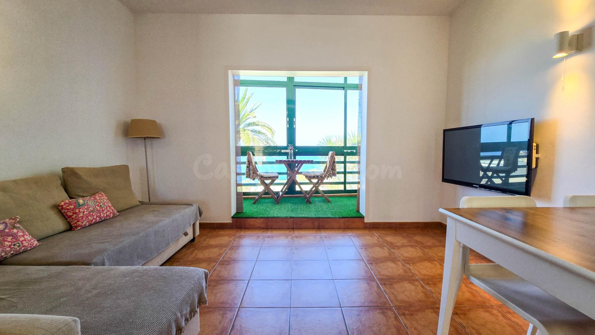 Apartamento en Bajamar de 2 habitaciones reformado en comple - foto 3