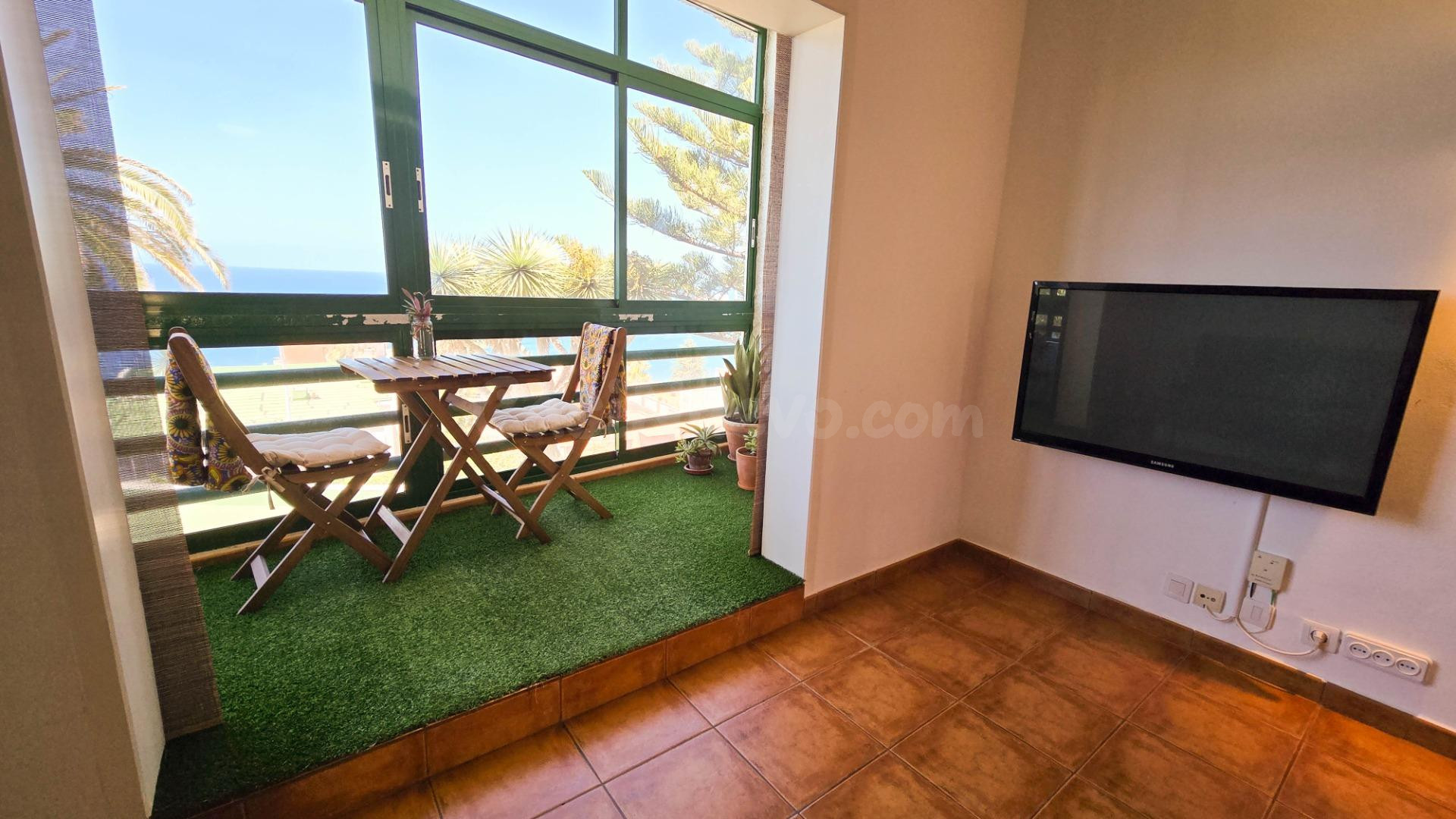 Apartamento en Bajamar de 2 habitaciones reformado en comple - foto 5