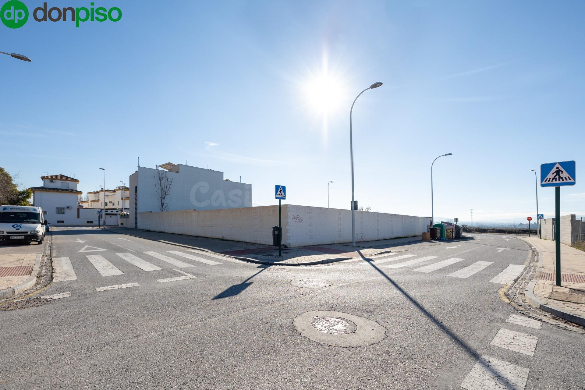 Parcelas listas para construir tu casa en Granada capital (Bobadilla) a un precio sin competencia