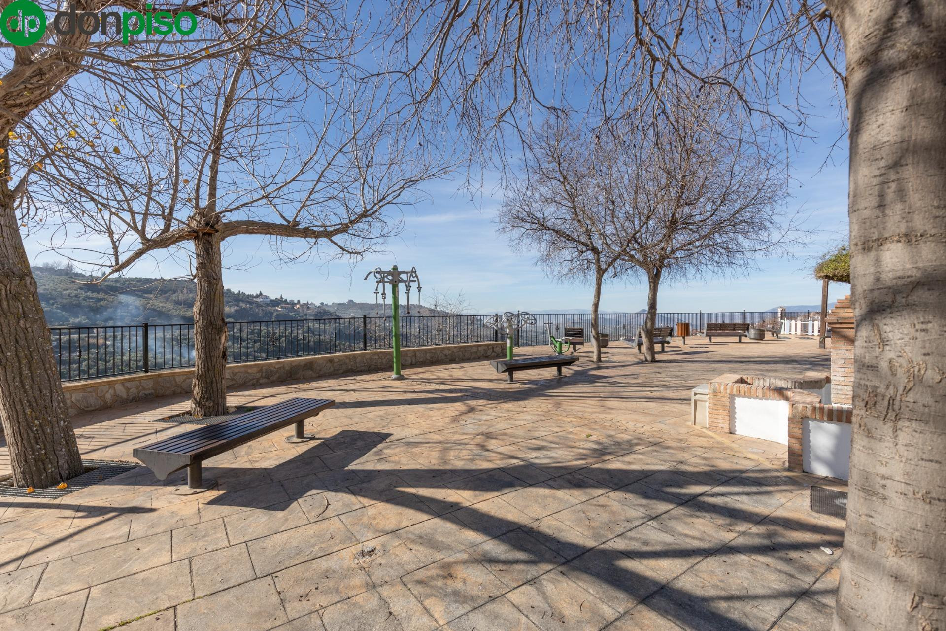 Se vende parcela urbana en Cogollos Vega