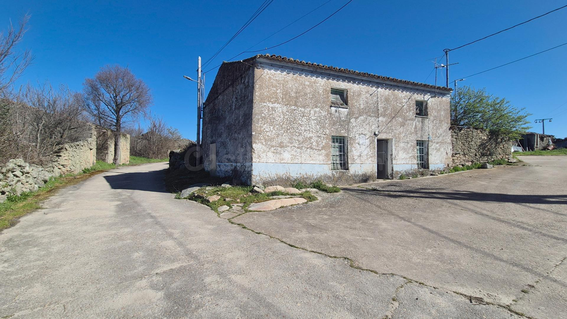 CASA VENTA CARRASCO. Urbis te ofrece una venta en Carrasco,  - foto 2