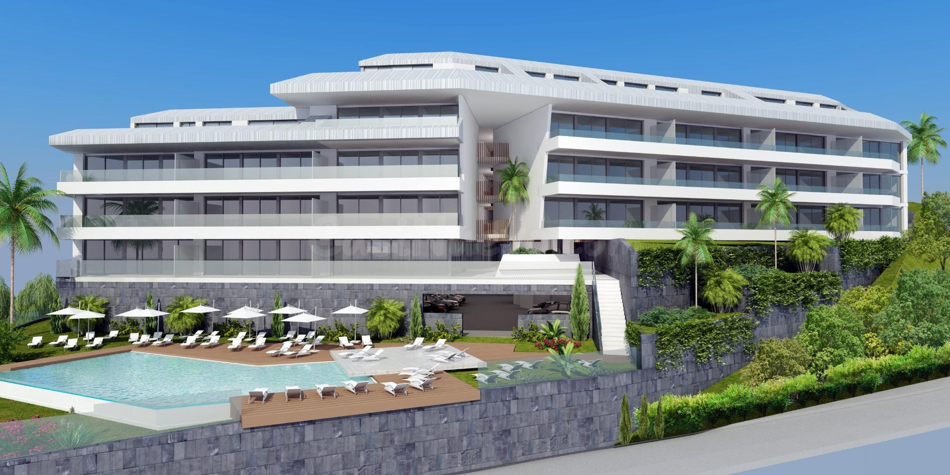 Apartamento bajo de 2 dormitorios y 2 baños en Torreblanca, Fuengirola