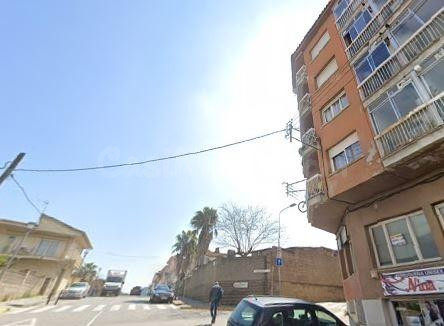SE VENDE piso OKUPA en CL GIRONA, 2 Tordera, Barcelona.