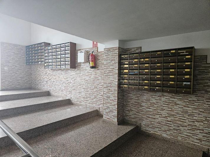 SE VENDE piso OKUPA en C Salvador Cuyas  de Santa Lucía de
