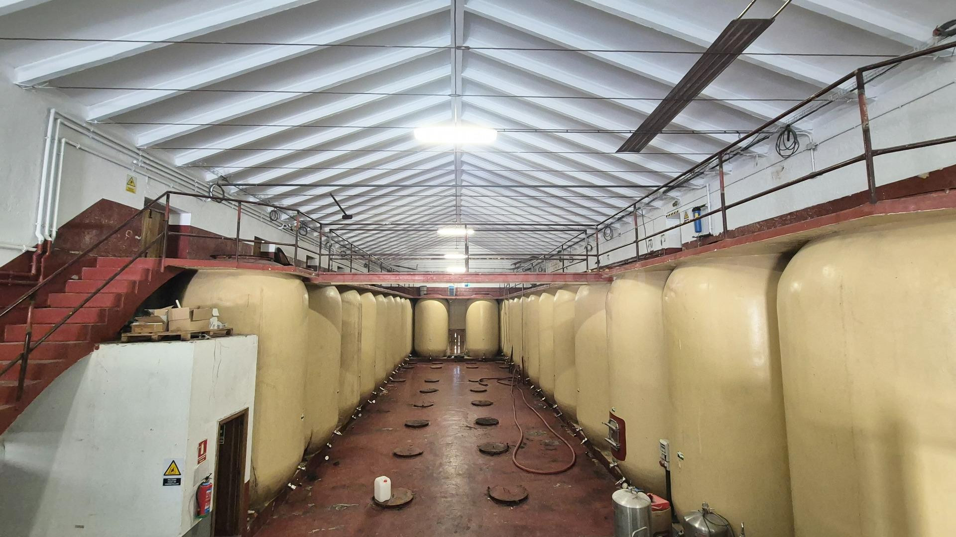 BODEGA VENTA PEREÑA DE LA RIBERA. Urbis te ofrece una bodega en venta en Pereña de la Ribera, Salamanca.