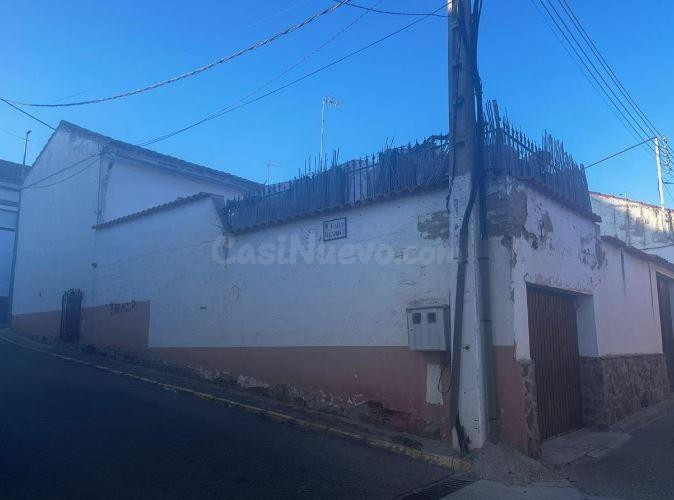 SE VENDE piso OKUPAO en Calle DE LA PALOMA Nº 6 Recas (Toled