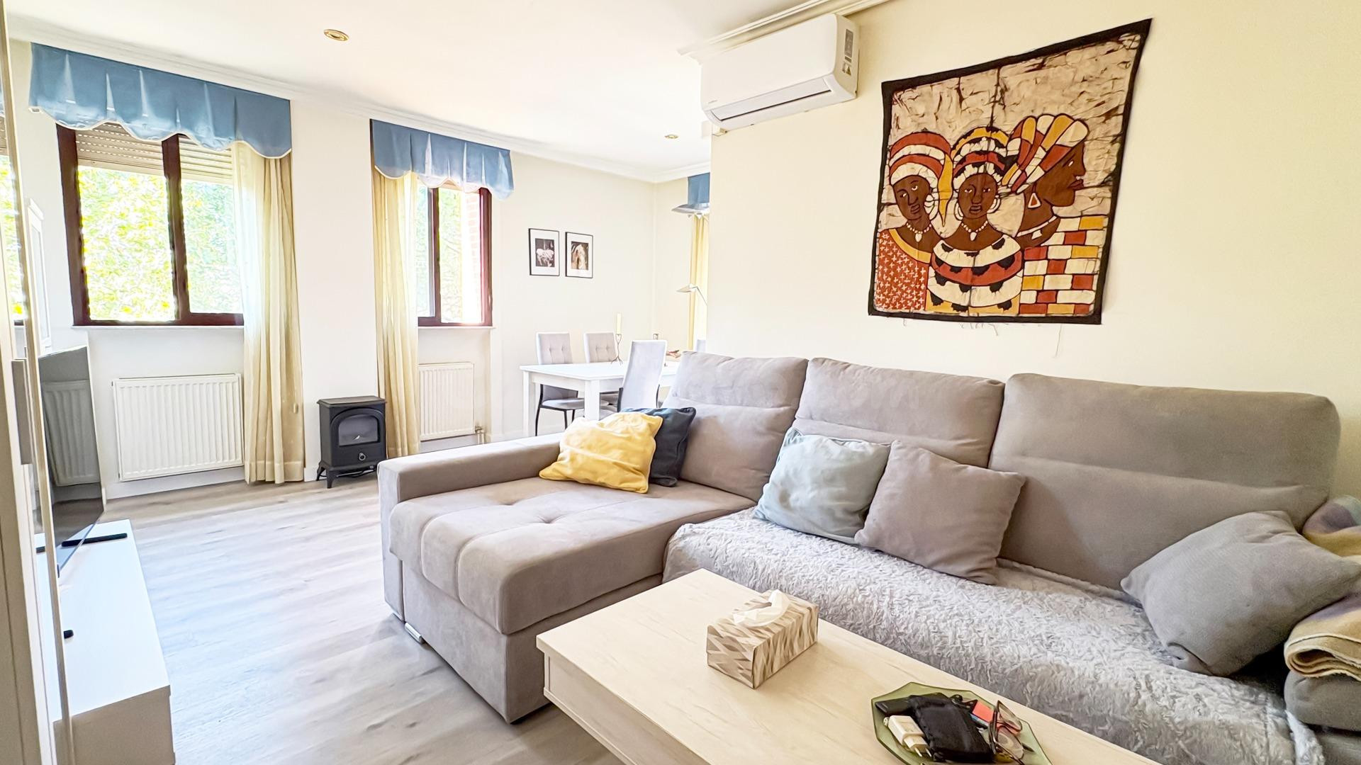 PISO VENTA SALAMANCA. Urbis te ofrece un piso reformado en zona Pizarrales, Salamanca.