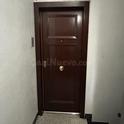 SE VENDE piso OKUPA en CL VALLES, 31 Esc:1 Pl:3 Pt:01 Mollet del Vallès, Barcelona.