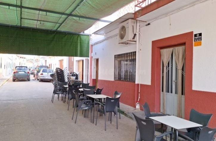 SE VENDE piso OKUPA en C Peña 2A de Madrigalejo - foto 2