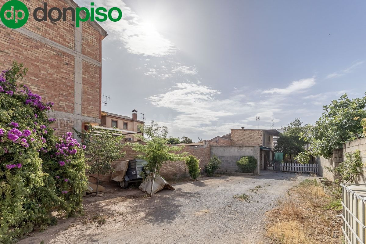 ¡MAGNIFICO SOLAR URBANO EN ALBOLOTE, CON INFINIDAD DE POSIBILIDADES! IDEAL PARA PROMOTORES