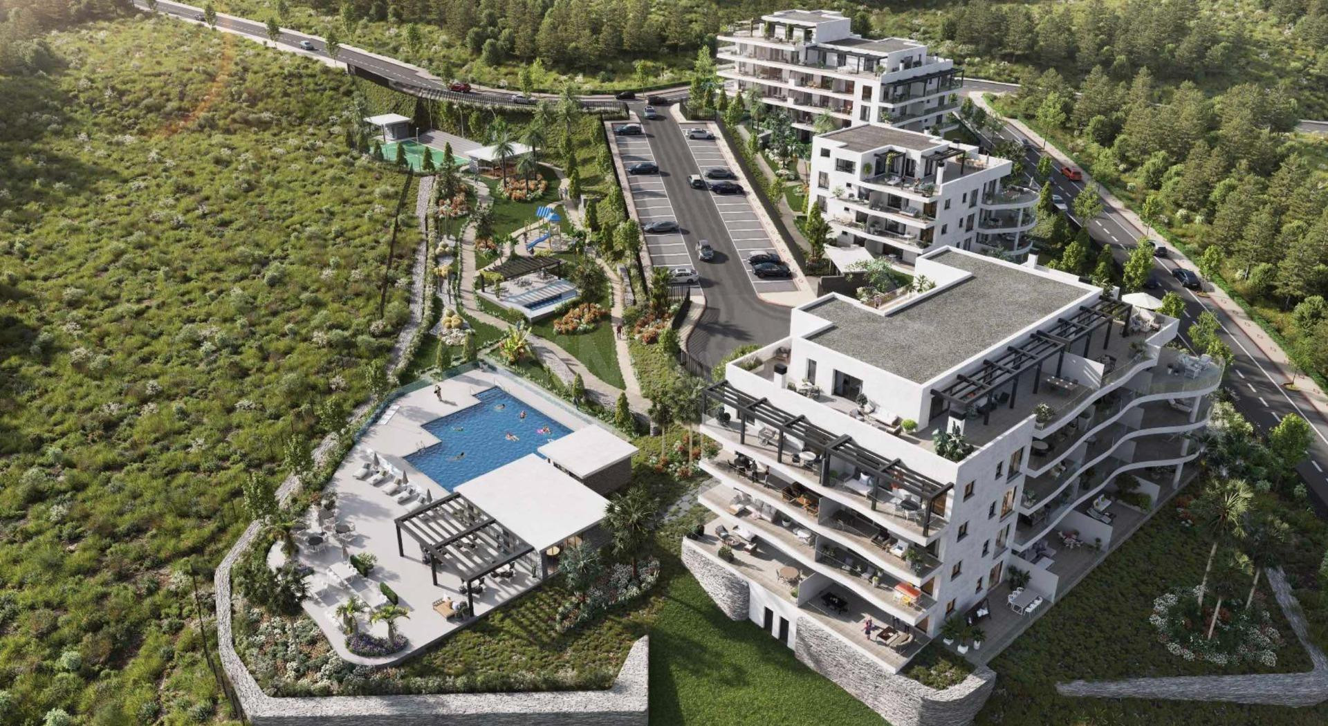 Apartamento planta baja de 2 dormitorios y 2 baños con vistas al mar. El Chaparral, Mijas Costa