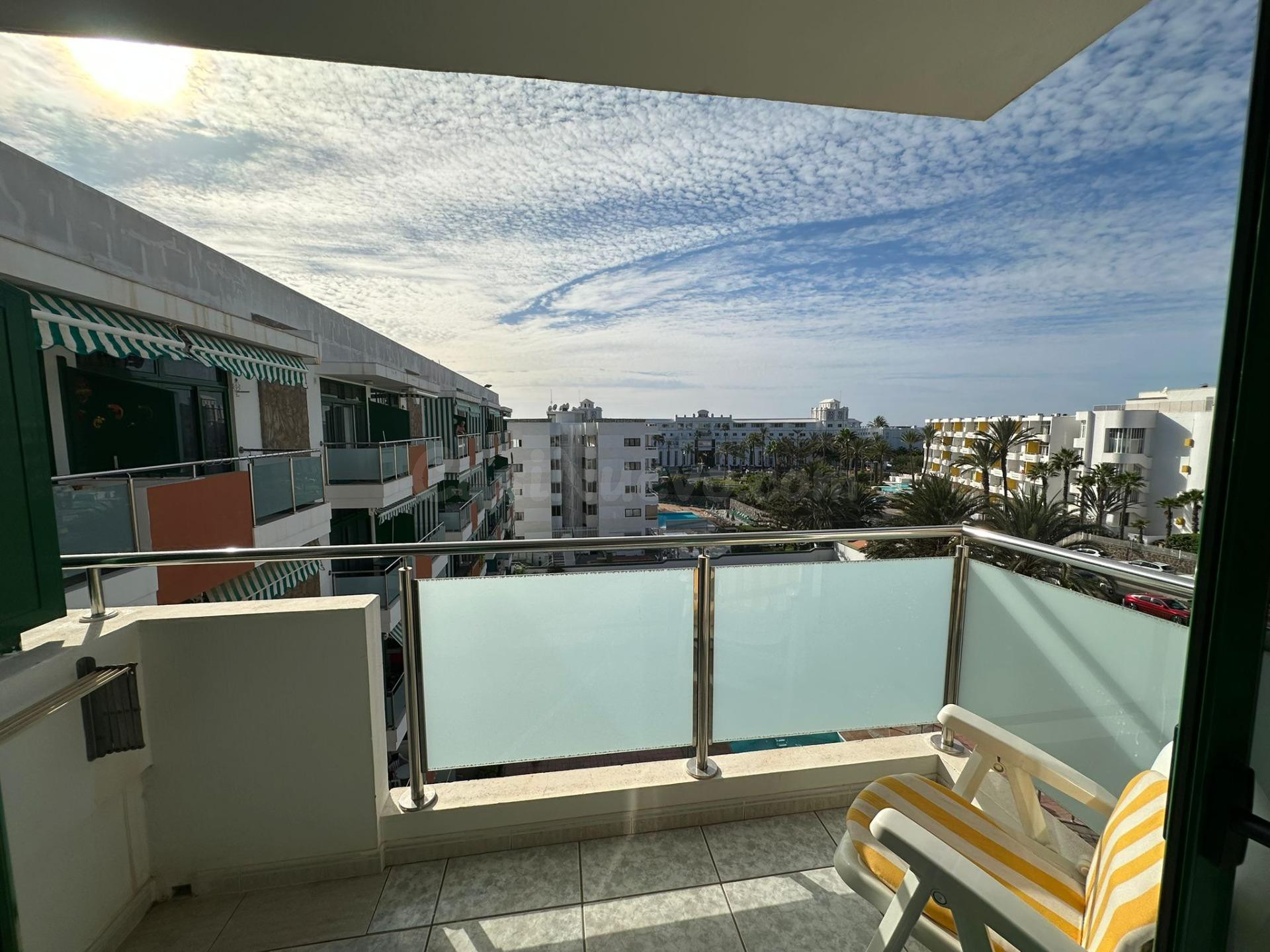 Apartamento en la ultima planta en Avenida de Tirajana - foto 3
