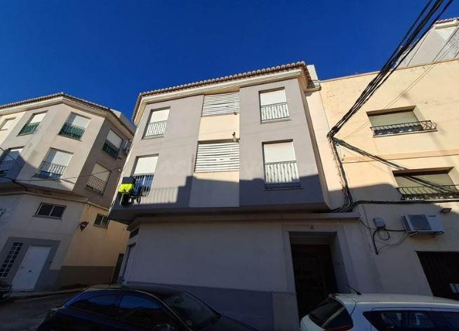 SE VENDE piso OKUPADO en Calle Lepanto Nº 56 Alzira (Valenci - foto 2