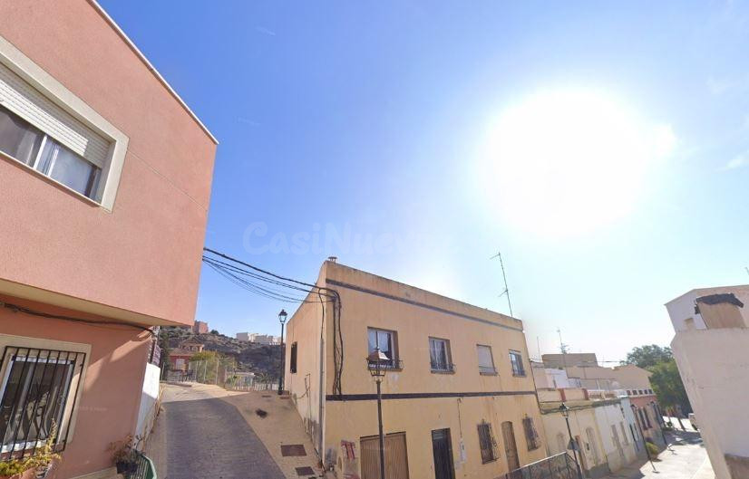 SE VENDE casa  OKUPA en C Fuente La 10 de Rioja