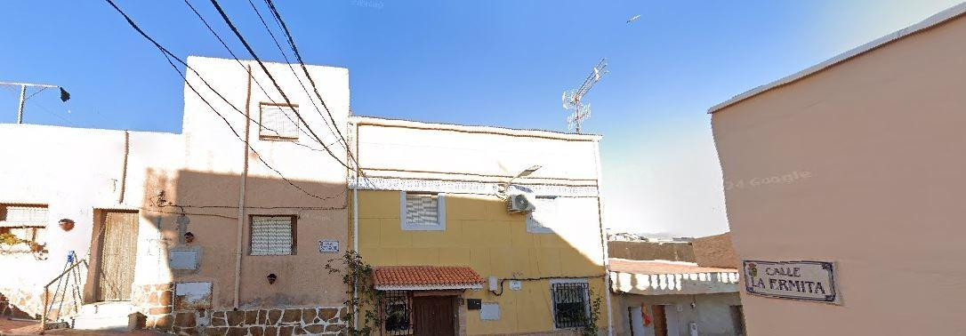 SE VENDE piso OKUPA en C Sorroche 30 de Turre