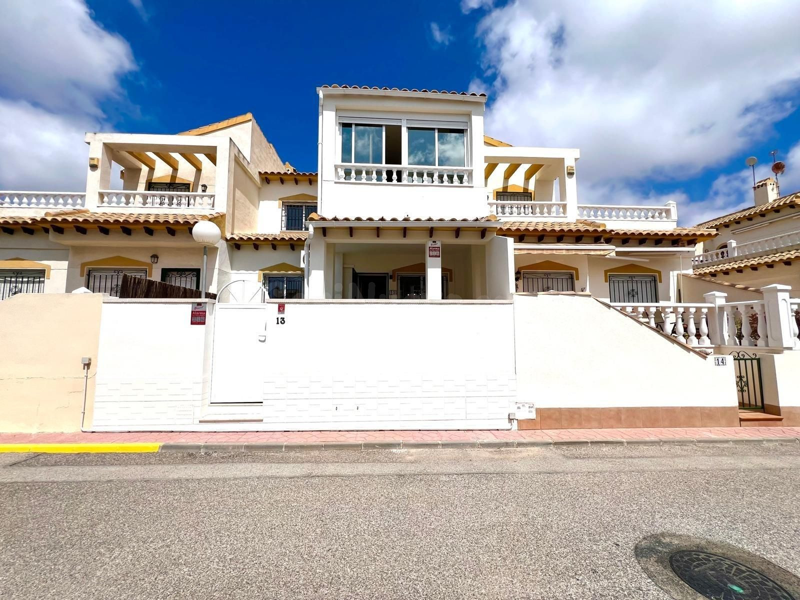 Casa 3 habitaciones 90m² en venta - Urbanización Perla del Mar