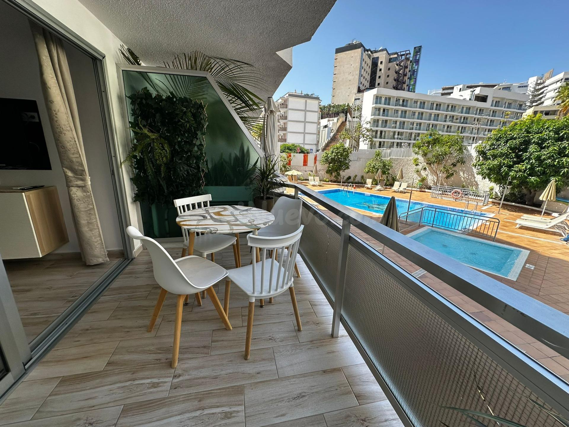 A dos pasos de la playa, apartamento reformado disponible pa