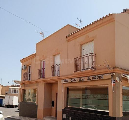 SE VENDE piso OKUPA en C El Roncalillo   15 de Roquetas de M