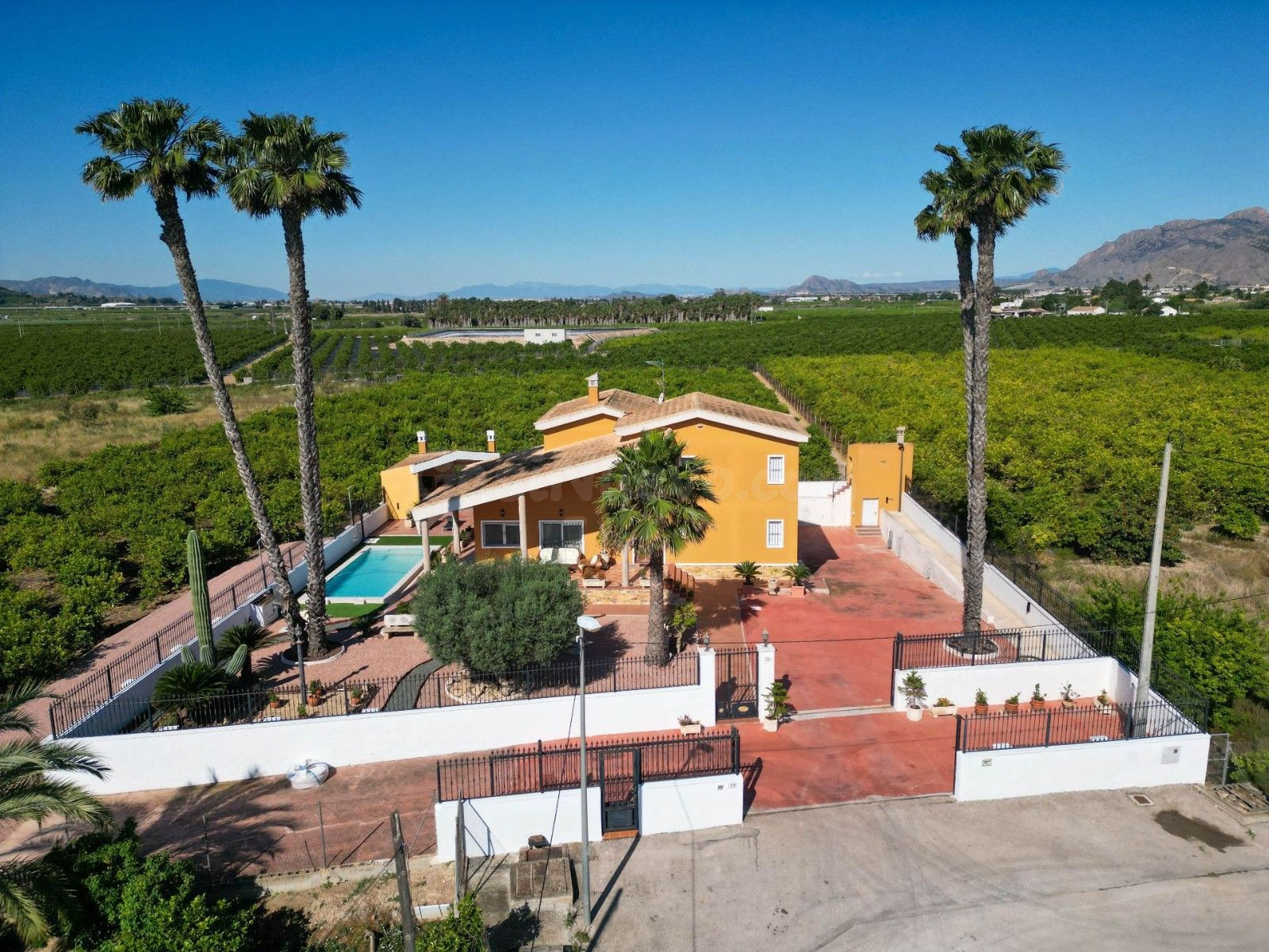 Villa 5 habitaciones 495m² en venta - Zona Centro