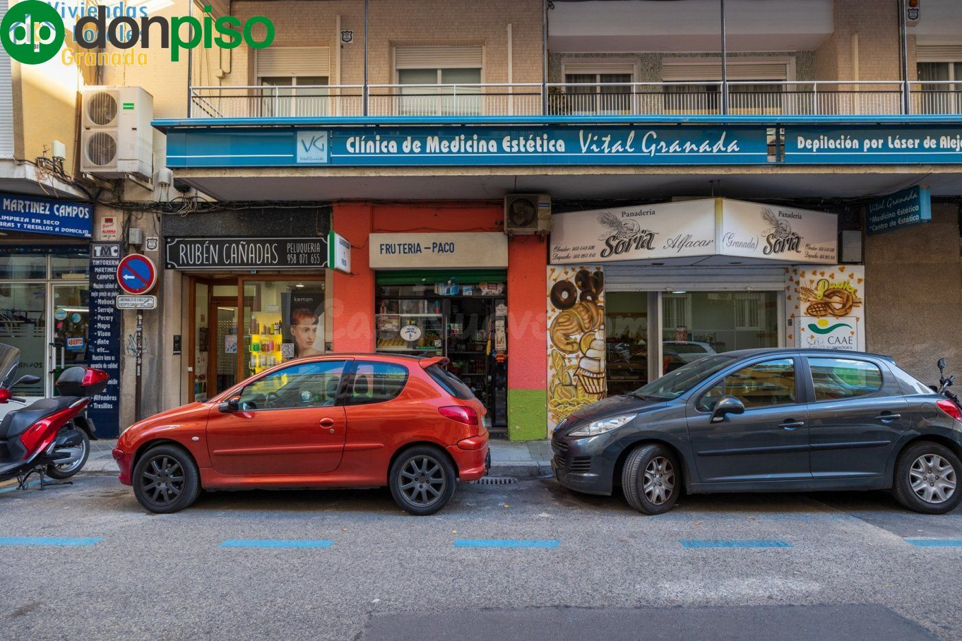 OPORTUNIDAD DE NEGOCIO JUNTO A CALLE RECOGIDAS. COQUETO LOCAL COMERCIAL ¡REBAJADO!