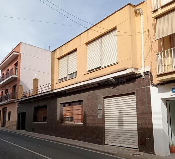 SE VENDE casa OKUPA en C PEDRALBA 38 de Vilamarxant - foto 4