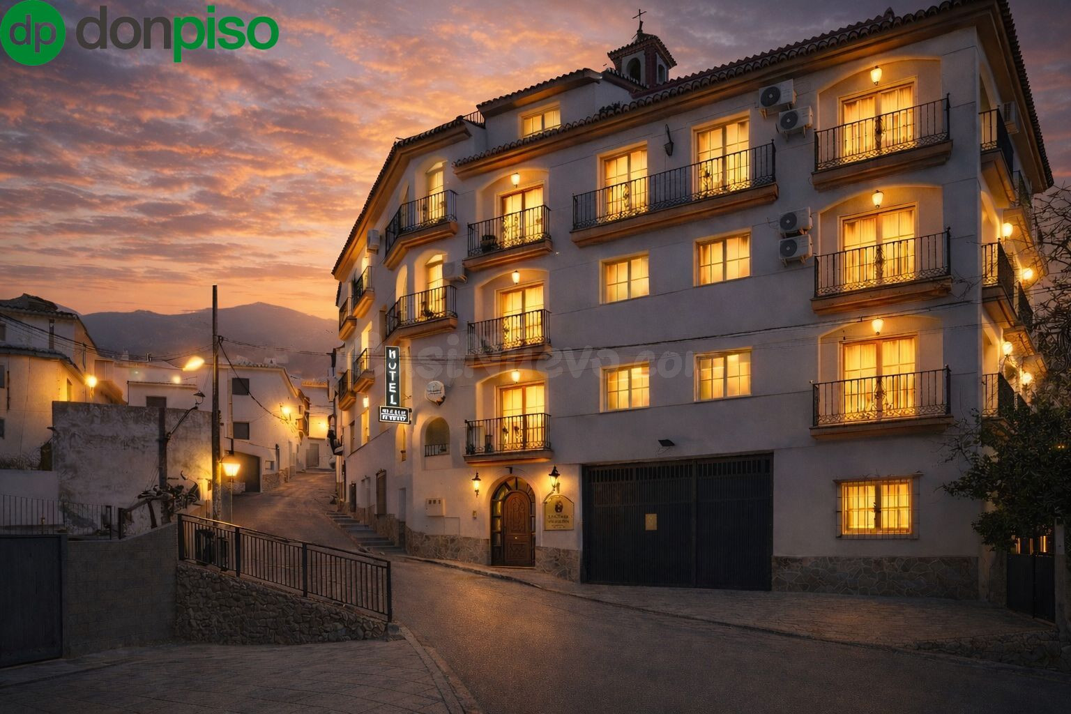 Hotel Juan Francisco en venta: una joya hotelera en Güejar Sierra