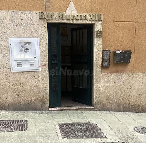 SE VENDE piso OKUPA en C ROSARIO  24 de Almería
