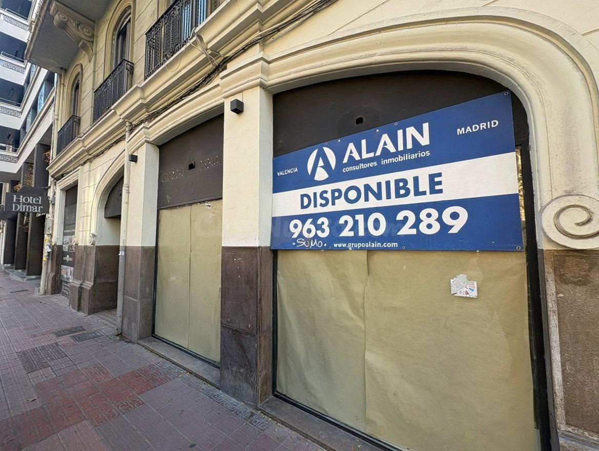 LOCAL COMERCIAL EN MARQUÉS DEL TURIA