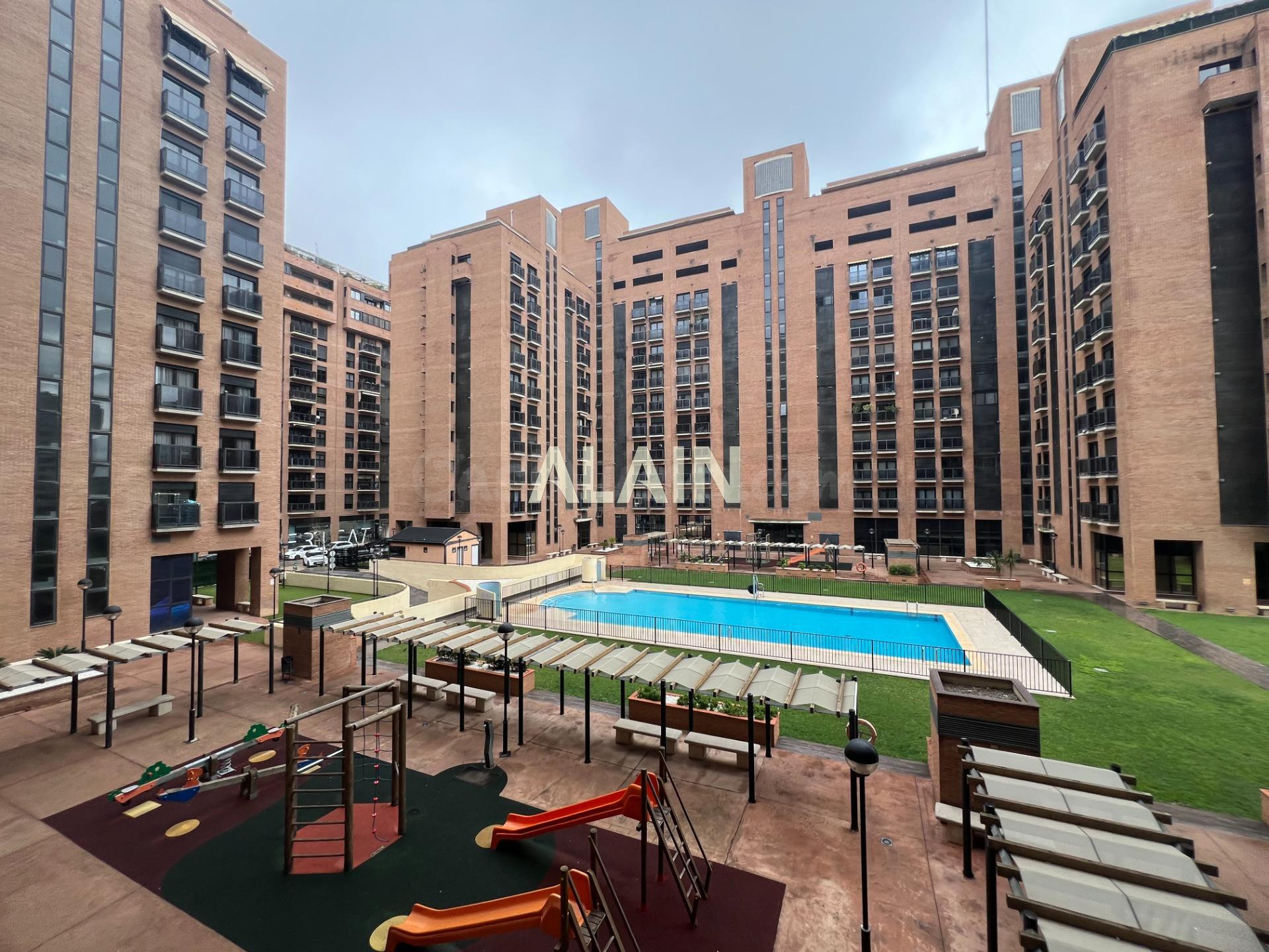 EXCELENTE VIVIENDA EN AVD DE FRANCIA DE VALENCIA