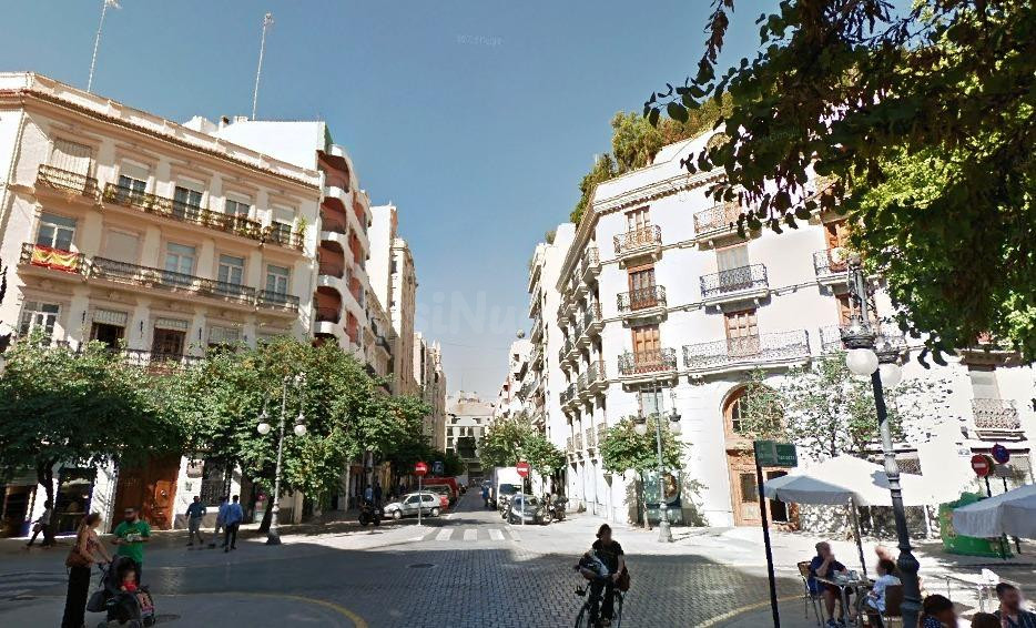 Local comercial 150m² en alquiler - Centro - Sant Francesc