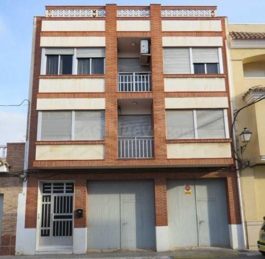 SE VENDE casa OKUPADA en C JAIME I 63 de Chilches/Xilxes (Ca - foto 2