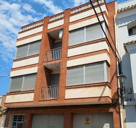 SE VENDE casa OKUPADA en C JAIME I 63 de Chilches/Xilxes (Ca - foto 3