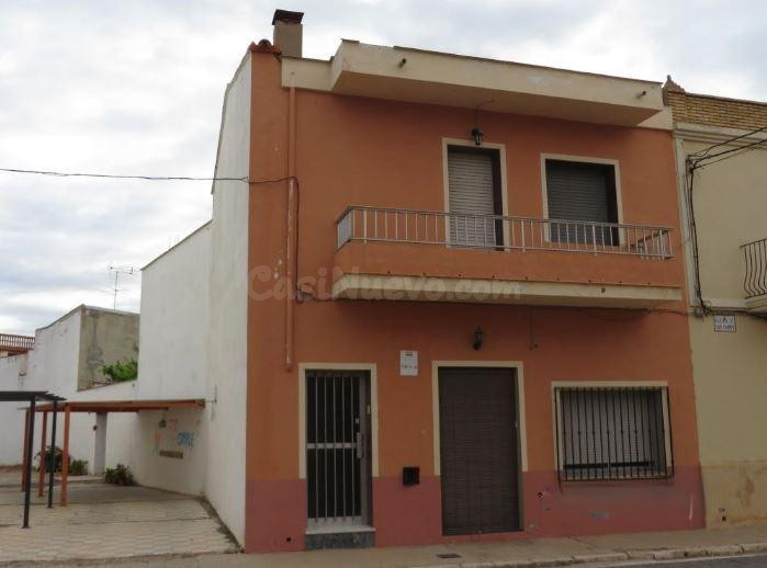 SE VENDE piso OKUPADO en Plaza SANT ANTONI Nº 7 Gavarda (Valencia/València)