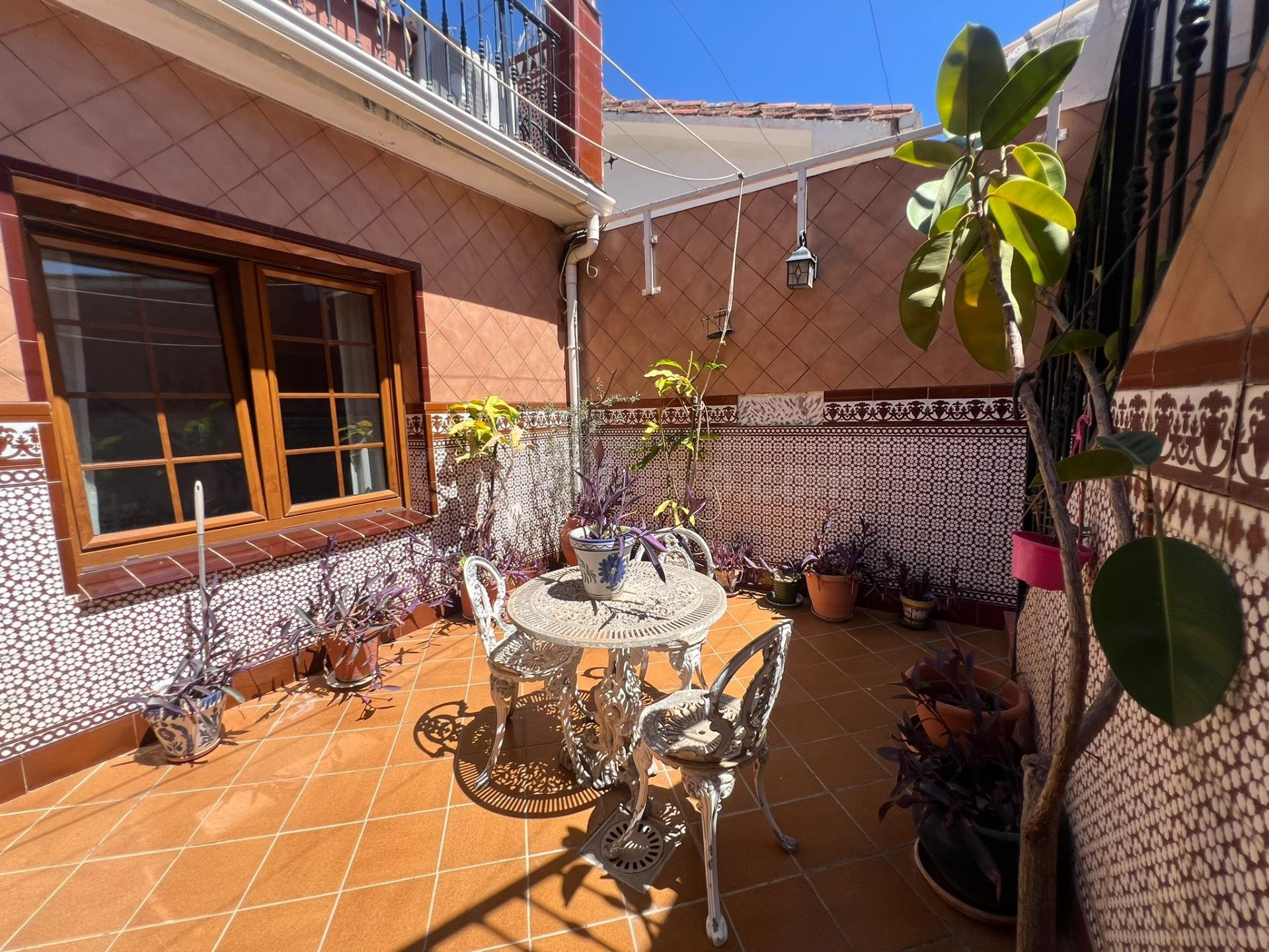 CASA INDEPENDIENTE EN FUENGIROLA CENTRO