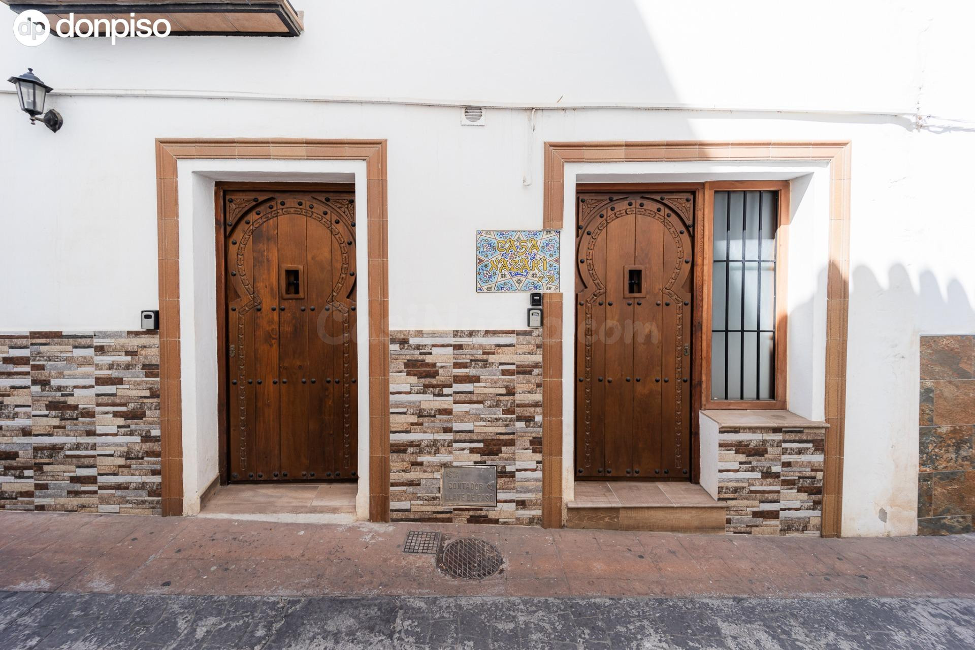 Coqueta Casa convertida en 3 estudios