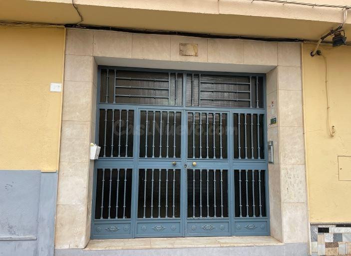 SE VENDE piso OKUPA en C Manuel Fernandez Arrio 23 de Ejido