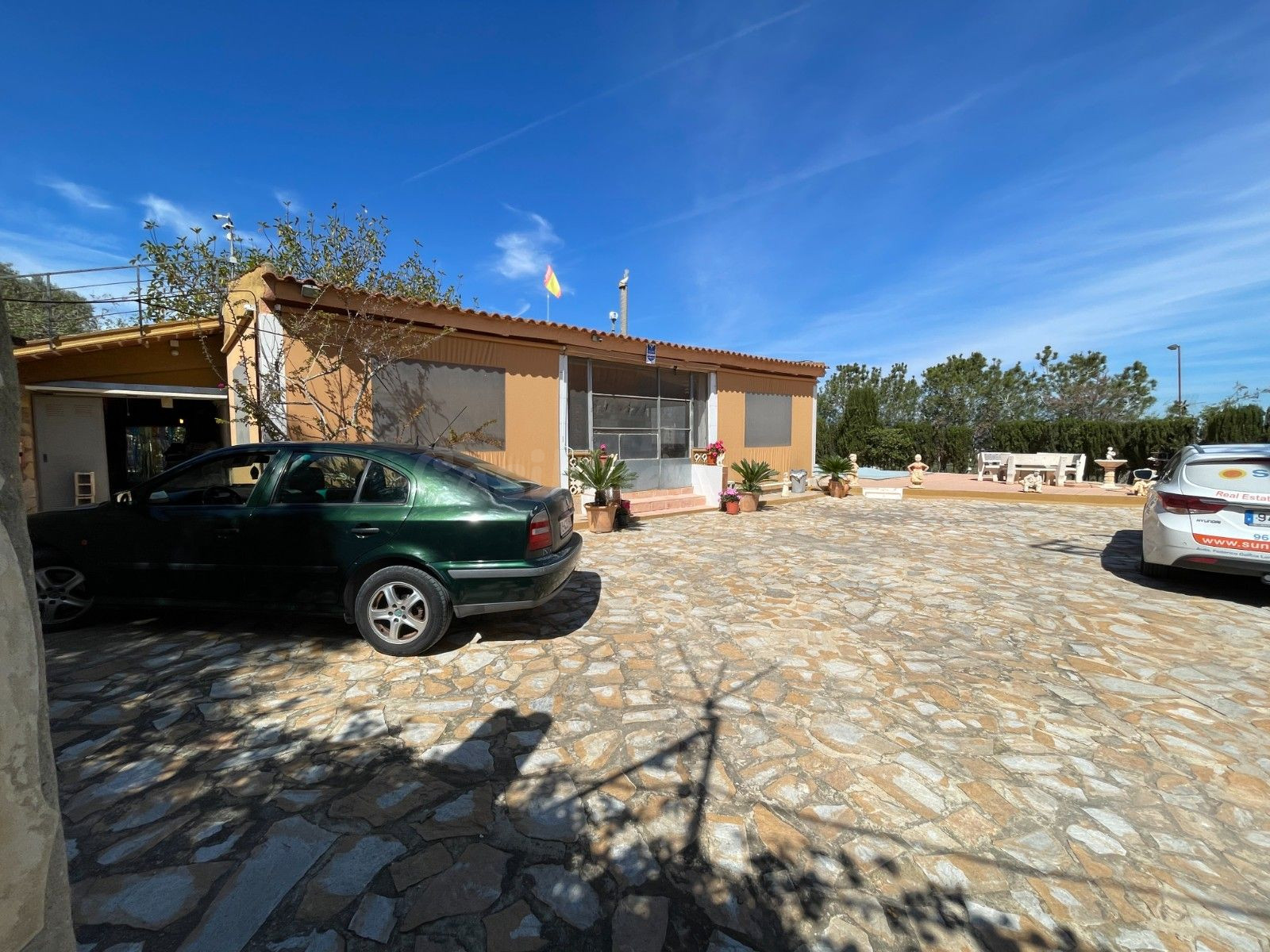 Villa 3 habitaciones 180m² en venta - Pueblo Lucero