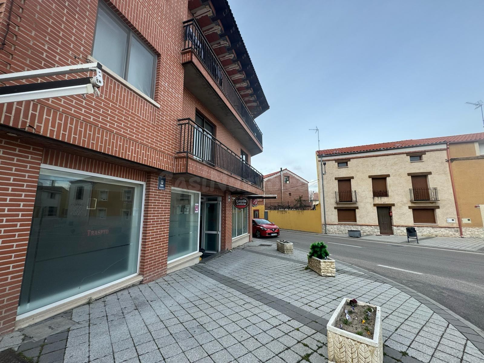 TRASPASO NEGOCIO EN TRASPINEDO (VALLADOLID)
