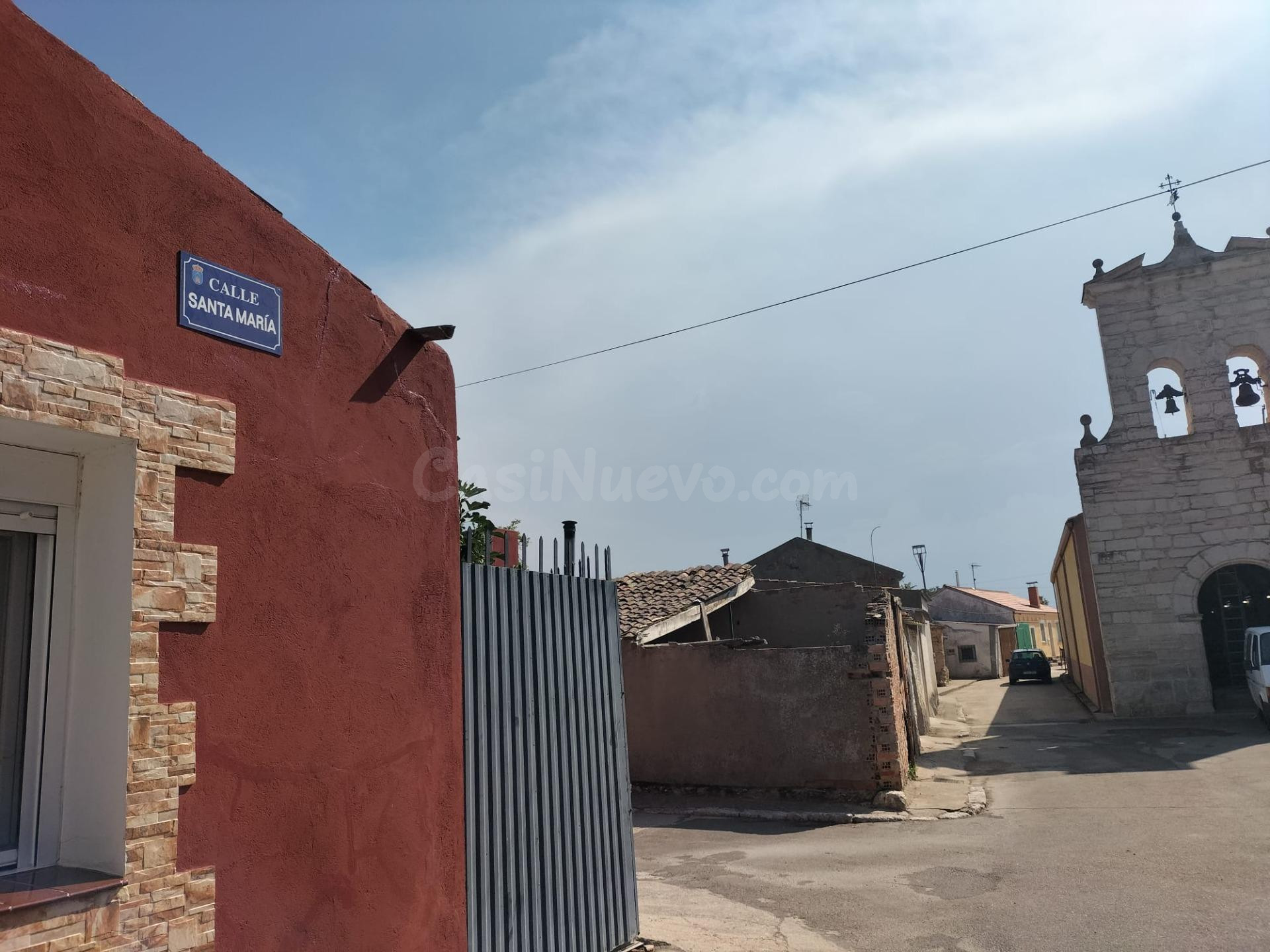 CASA EN VENTA EN OLIVARES DE DUERO, VALLADOLID