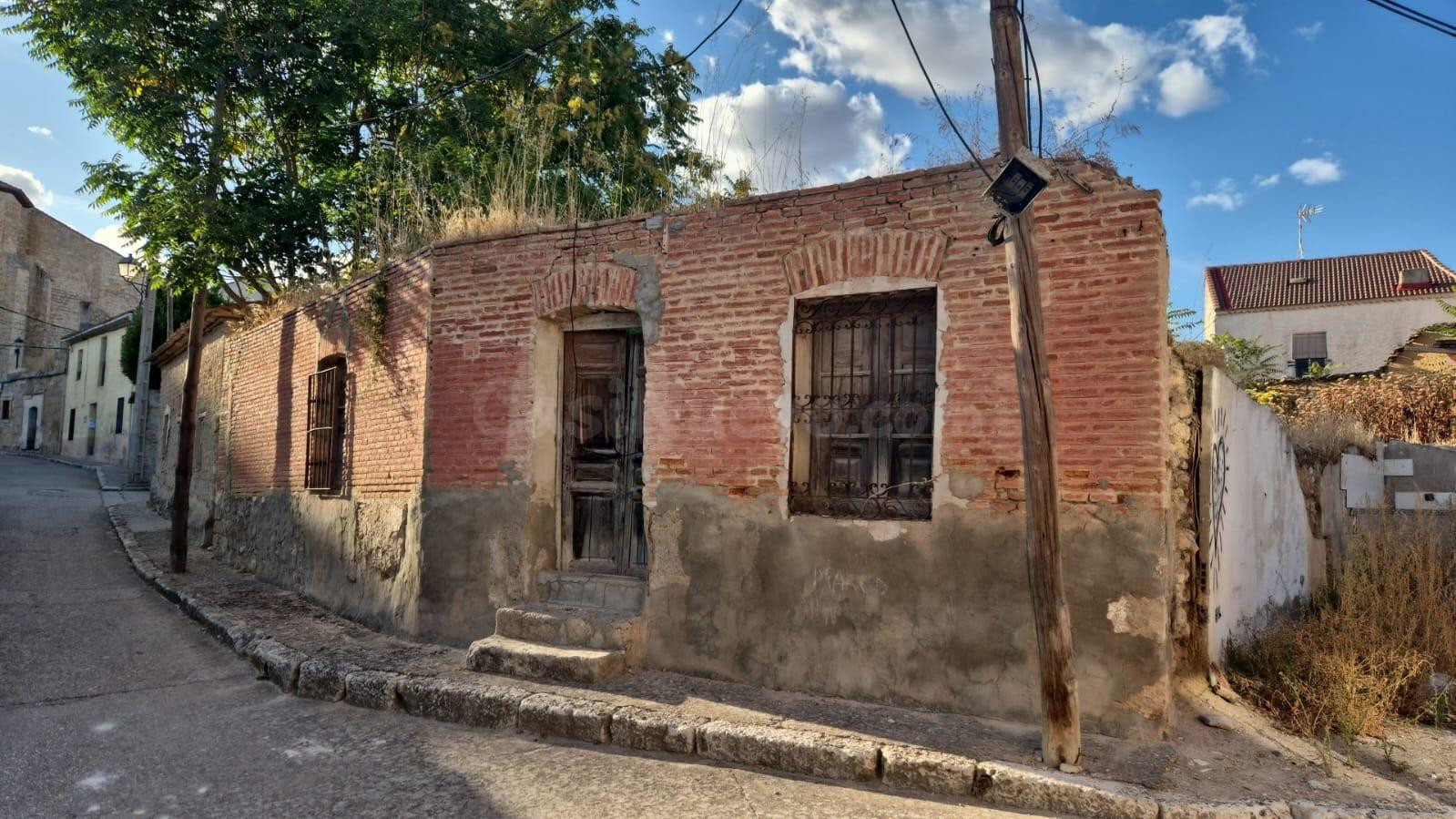EN VENTA SOLAR EN OLIVARES DE DUERO