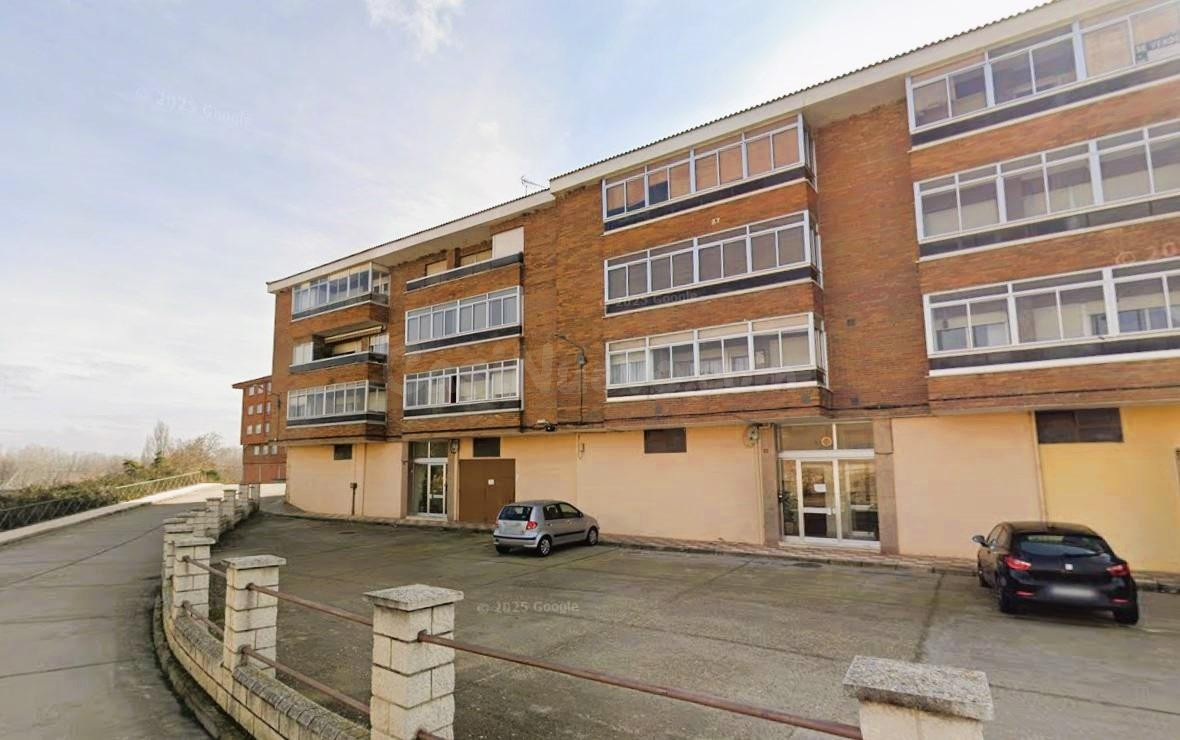 PISO EN VENTA EN DUEÑAS, PALENCIA