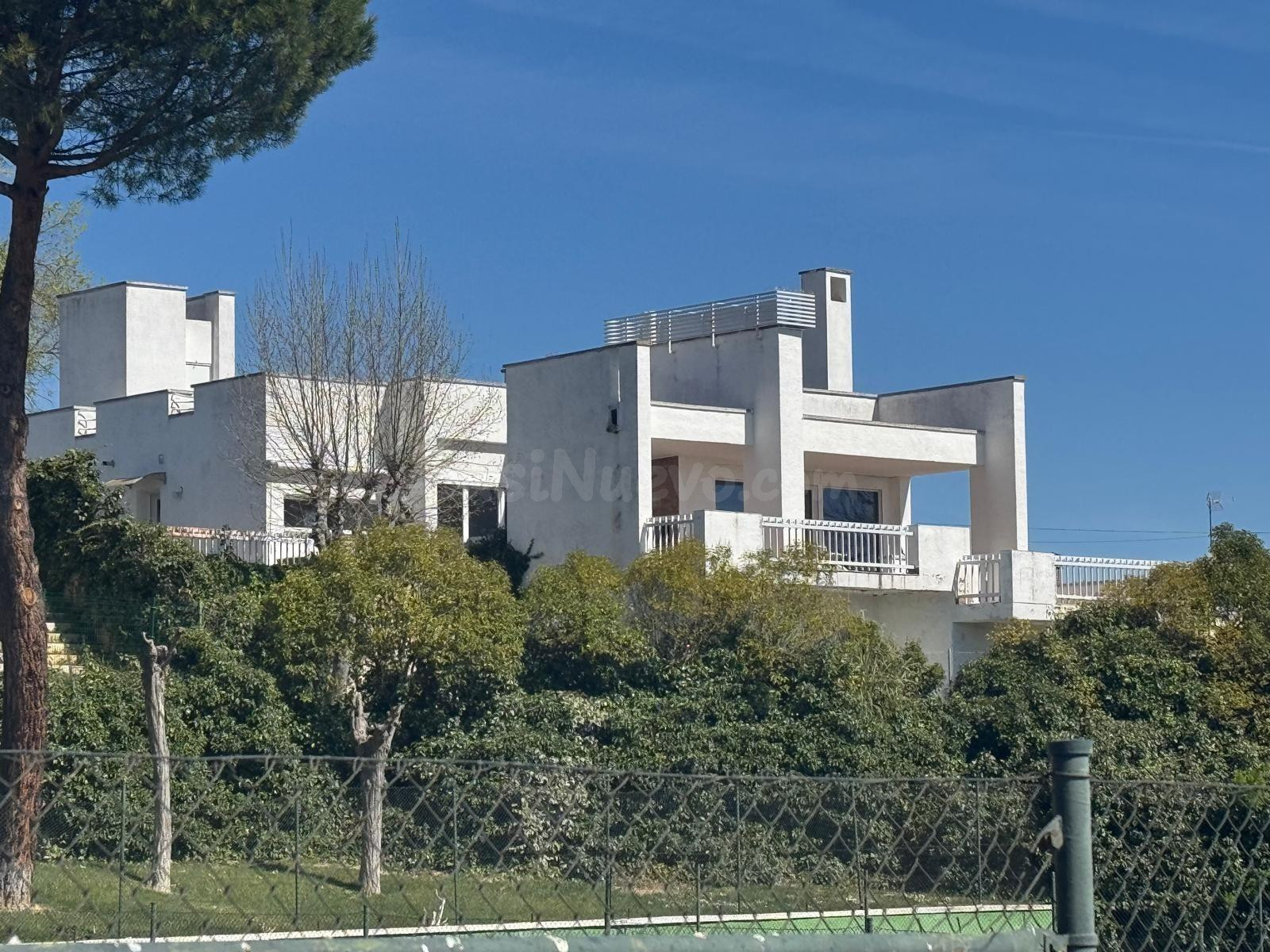 CHALET INDEPENDIENTE EN VENTA EN URB. PANORAMA, SIMANCAS, VA - foto 2