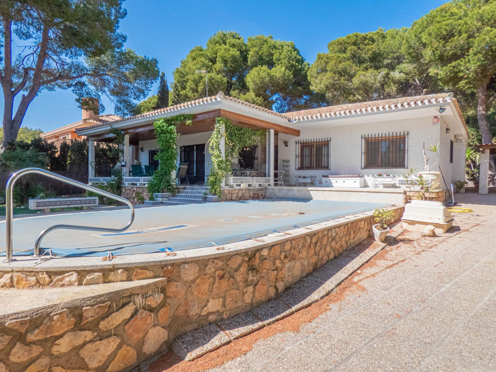 Villa 6 habitaciones 268m² en venta - Aguamarina