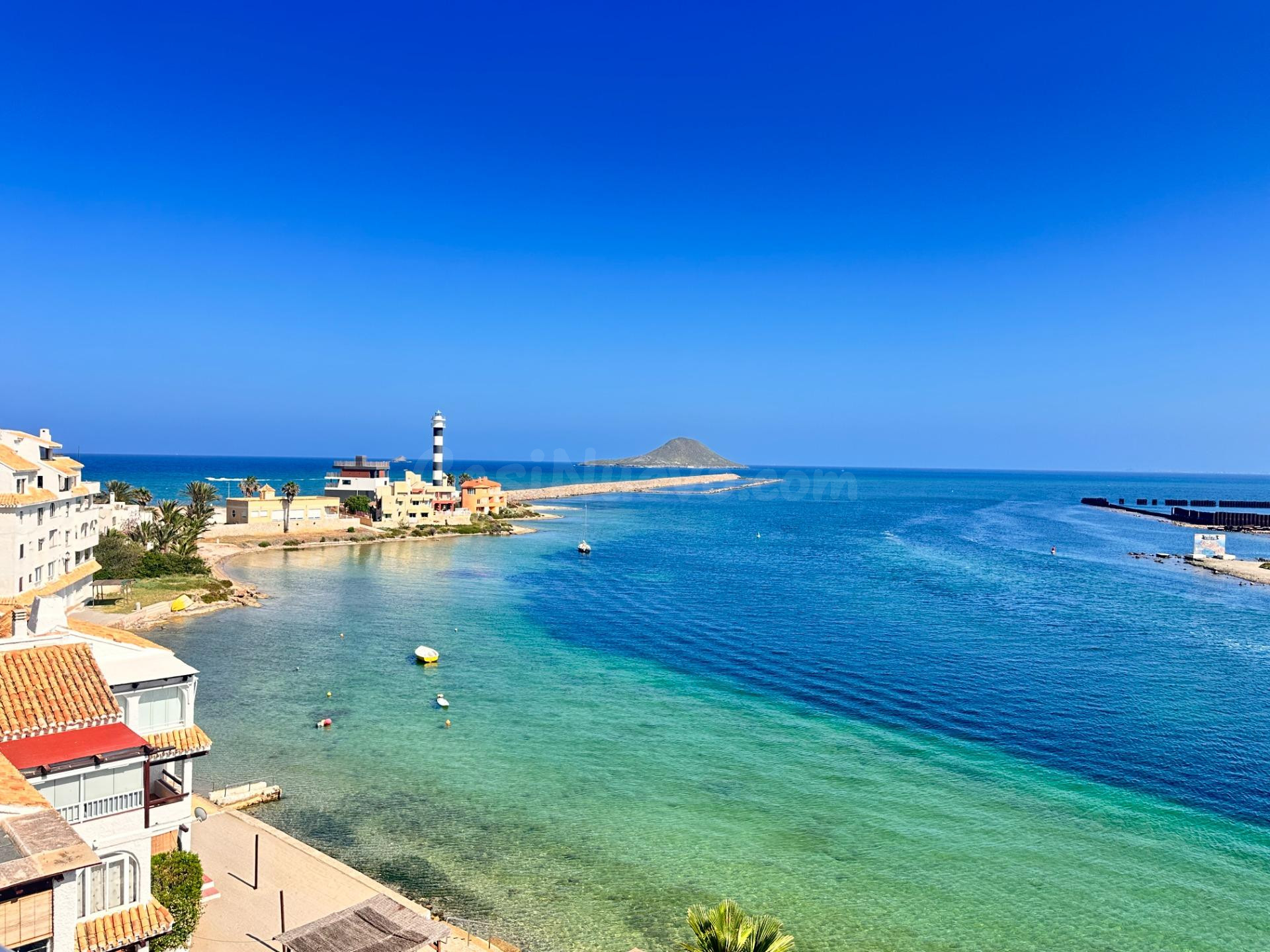 EXCLUSIVO APARTAMENTO CON VISTAS AL MAR