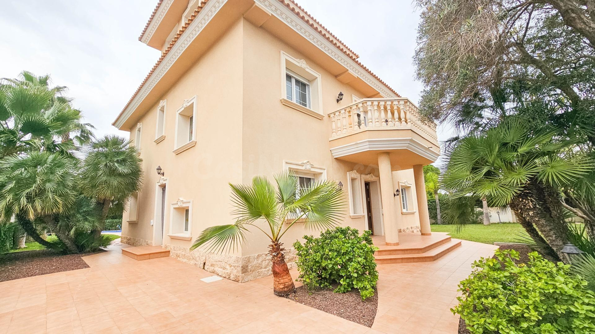 Villa 7 habitaciones 463m² en venta - Cabo Roig