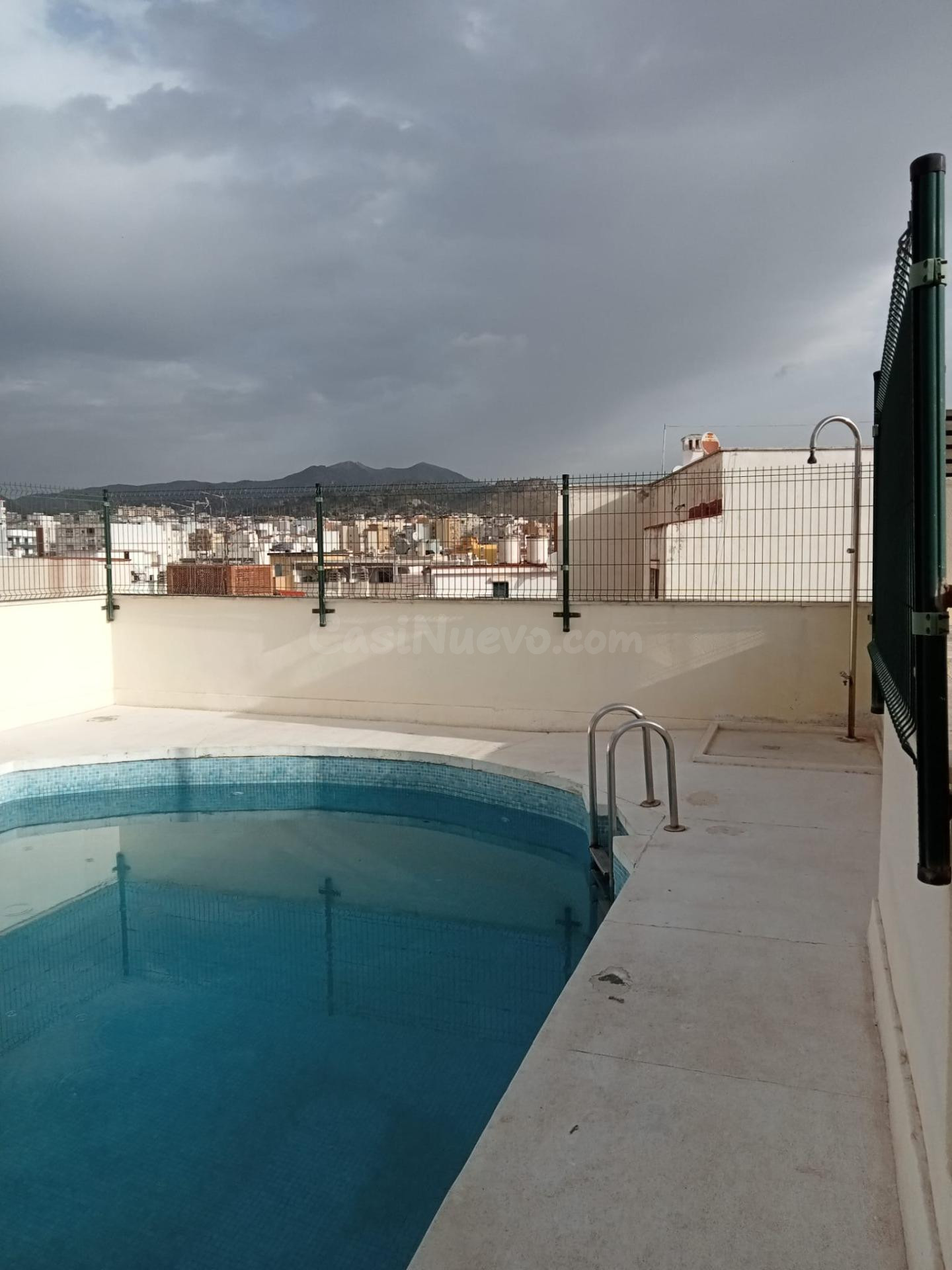 ALQUILER ÁTICO EN EL CENTRO DE MÁLAGA 3 HAB.