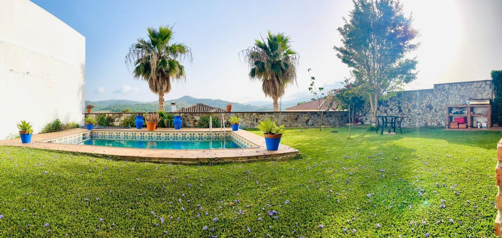 ESPECTACULAR CASA EN GETARES CON PISCINA Y UNAS VISTAS INCREIBLES